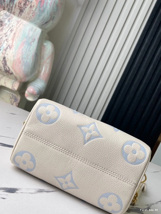 First bag LOUIS VUITTON BANDOULIÈRE SPEEDY 20 0707
